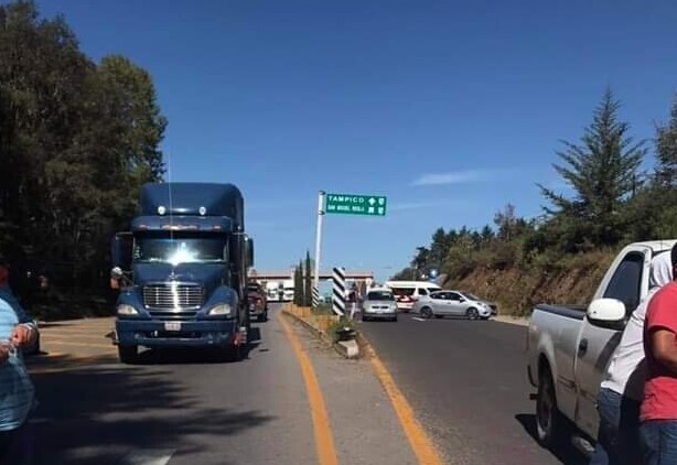 Tras diálogo con la PGJEH, levantan bloqueo en Huasca